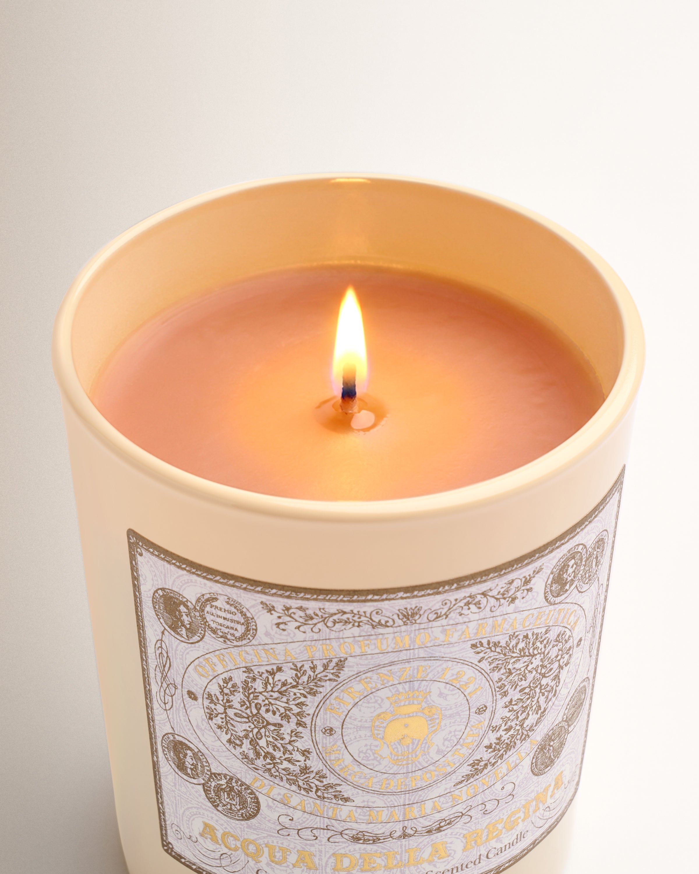 クリスタルソード　ロイヤルドシャンパーニュ edeChampagne Acqua della Regina Scented Candle - Santa Maria Novella