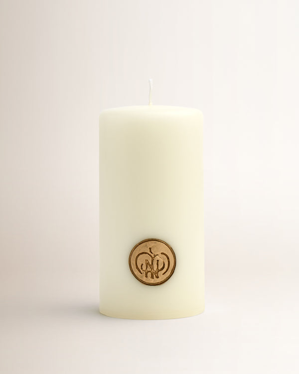Fresia Scented Candle